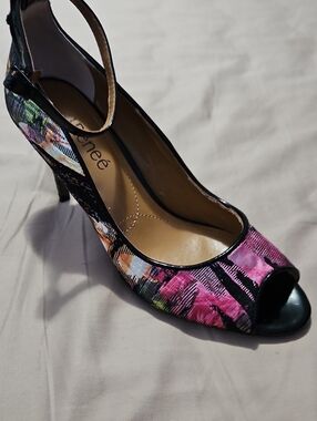 J.Renee Multicolor Shine Floral Peep-Toe 7.5N Ankle Strap Heels